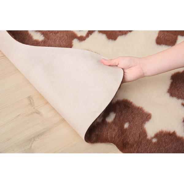 ラグ 牛柄 ウシ うし カウ cow 黒 ブラック 茶色 ブラウン おしゃれ ラグマット 床材 カーペット マット 玄関 リビング デザイン リアル インテリア アクセント 【納期B】【azm-rg-15】