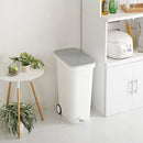 ゴミ箱 約30L ごみ箱 おしゃれ キャスター付き 日本製 ペダル式 分別 蓋つき ふた フタ スリム キッチン リビング スタイリッシュ インテリア 【納期B】【azm-rsd-621】