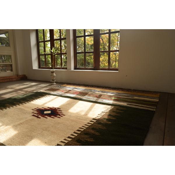 ラグ 170×230cm 長方形 ネイティブ柄 カジュアル アメリカン アメカジ おしゃれ インテリア アクセント カーペット マット ラグマット 絨毯 敷物 敷き物 【納期B】【azm-ttr-107】