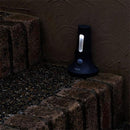 フットライト 屋外 スタンドライト 照明 玄関 人感センサー 電池式 足元 防雨 庭 軒先 ガレージ 廊下 センサーライト 防犯 階段 車庫 【納期A】【gto-811744】