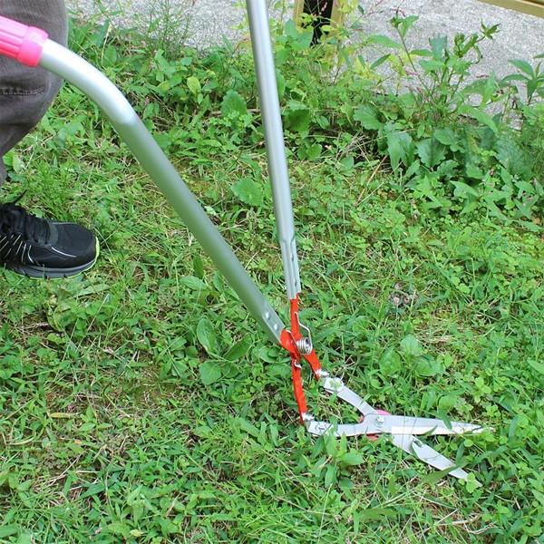 立ったままで草刈りができる除草ハサミ