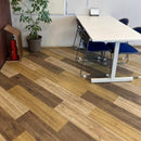 フロアタイル 置くだけ 木目 賃貸 マンション フローリング 土足対応 接着剤 不要 床タイル 床材 安い DIY リフォーム 床板 床シート おしゃれ 白木目 掃除 簡単 【納期B】【lic-decoself-001】