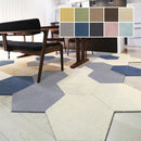 タイルカーペット 六角形 ヘキサゴン おしゃれ 厚み 厚手 室内 犬 猫 ネコ 床暖房対応 洗える 吸着 置くだけ 滑り止め すべり止め 床マット マンション 賃貸 diy 【納期C】【lic-kku-120】