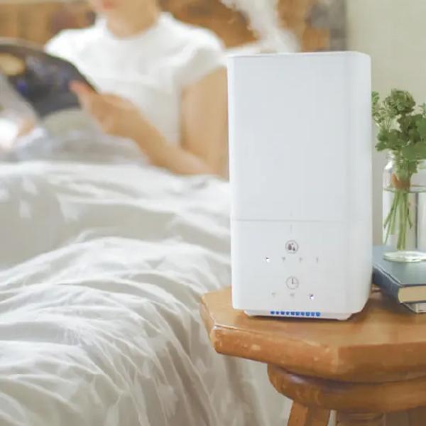 超音波加湿器 LEDライト 3畳 6畳 アロマディフューザー 超音波振動 ミスト 噴射 上から 給水タンク シンプル ホワイト オフタイマー 小型 【納期B】【lic-ksm-0029】