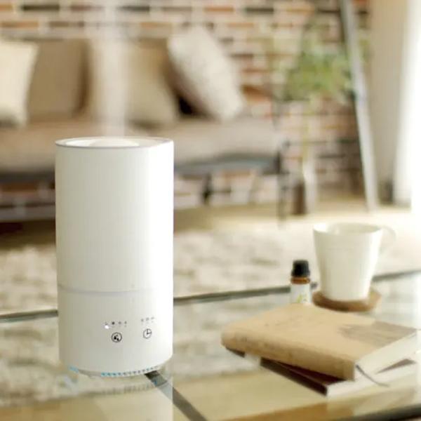 超音波加湿器 1リットル 1L アロマディフューザー LEDライト 3畳 6畳 ミスト 噴射 上から 給水タンク シンプル ホワイト オフタイマー 小型 【納期B】【lic-ksm-0030】