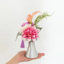 供花 造花 アレンジメント お供え 献花 仏花 お悔やみ花 枯れない 法事 仏具 仏壇 法要 枕花 盆 命日 お彼岸 喪中 一周忌 ペット 犬 猫 ネコ 菊 鉢付き 手元供養 【納期B】【lic-ksm-0080】