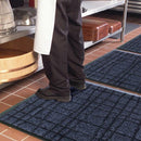 床マット 吸水 吸油 油分 吸収 油よごれ すべり止め 厨房 キッチン 工場 バックヤード 防炎 ドア 玄関マット 日本製 屋内外 業務用 75×90 【納期C】【lic-ktj-041】