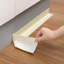 隙間テープ 防水 キッチン 窓 ドア 洗面所 洗面台 ランドリー 台所 トイレ すきまテープ 汚れ防止 テープ シール 床 壁 すき間 足元 巾木 吸着 貼ってはがせる 【納期A】【lic-snk-0009】