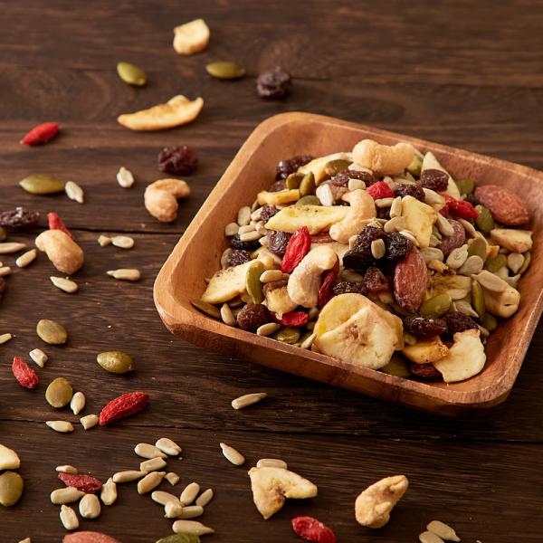 ドライフルーツ 1kg ナッツ かぼちゃ ひまわり 種 アーモンド カシューナッツ バナナチップス レーズン クコの実 木の実 乾燥フルーツ 果実 【納期E】【sm00010045】