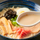 ラーメンセット 九州 ご当地 とんこつ 豚骨ラーメン 食べ比べ スープ付き 博多 熊本マー油 生中華麺 生めん 細麺 ストレート麺 ポスト投函 【納期E】【sm00010797】