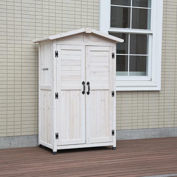 北欧の街並みを思わせる三角屋根の天然木収納庫