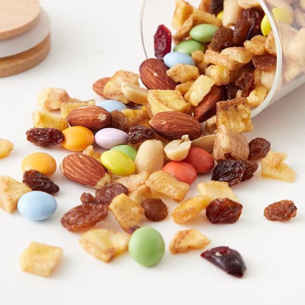 ミックスナッツ チョコレート バナナ アーモンド ピーナッツ クランベリー レーズン トレイルミックス おやつ おつまみ 茶請け ナッツフル 【納期E】【snc00010161】