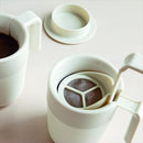 マグカップ フィルターつき プランジャー 二重構造 カップ コップ 一人暮らし オフィス 白 ホワイト 【納期A】【toh-210049】