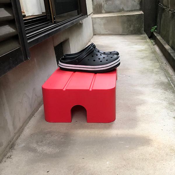 ステップ台 踏み台 屋外 屋内 庭 ベランダ テラス 屋内 玄関 リビング 子ども部屋 子供 おしゃれ 段差解消 ワイド 安心 安全 耐荷重 丈夫 頑丈 日本製 国産 【納期A】【toh-271459】