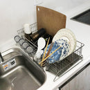 水切りラック 水切りカゴ かご スリム ステンレス 省スペース 大容量 シンク横 マンション 置き型 水切りトレー フック 水あか 付きにくい ケース 日本製 燕三条 【納期A】【toh-288492】