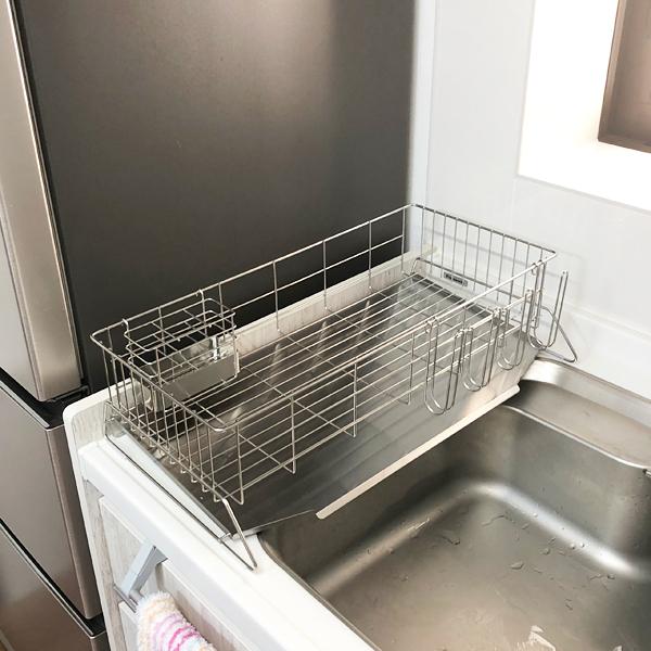 水切りラック 水切りカゴ かご スリム ステンレス 省スペース 大容量 シンク横 マンション 置き型 水切りトレー フック 水あか 付きにくい ケース 日本製 燕三条 【納期A】【toh-288492】