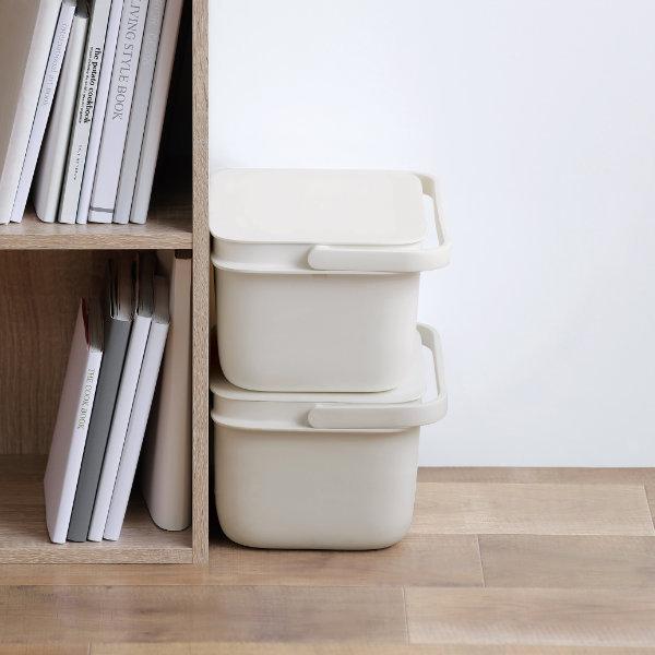 バケツ ふた付き 蓋 フタ 取っ手 持ち手 洗い桶 掃除道具 用具 おしゃれ 小物収納 収納ケース メモリ付き 漬け洗い 長方形 角型 洗面台 シンク 白 ホワイト 【納期A】【toh-344114】