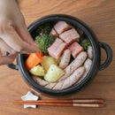 土鍋 炊飯鍋 ご飯鍋 3合炊き しゃもじ付き 萬古焼 陶器 ガス火対応 直火対応 おしゃれ かわいい 和風 昔ながら モダン デザイン 日本製 【納期A】【toh-382681】