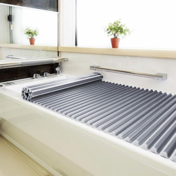 風呂ふた シャッター 70×110cm用 M11 風呂蓋 東プレ おしゃれ フタ 浴槽蓋 ロール 巻き取り 抗菌 防臭 銀イオン 日本製 ウェーブ型 軽い 【納期A】【tp-ft-ae-m11-sv】