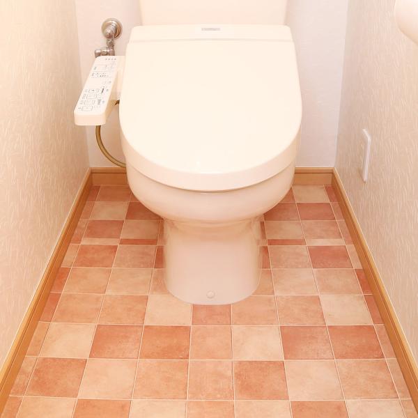 トイレ リフォーム 床 シール おしゃれ diy 簡単 床材 模様替え
